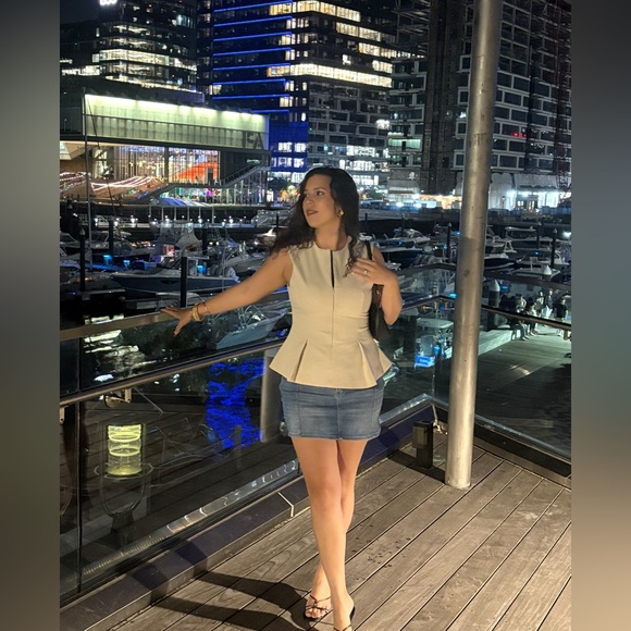 Meet your Posher, Vanessa - Picture 3 of 8